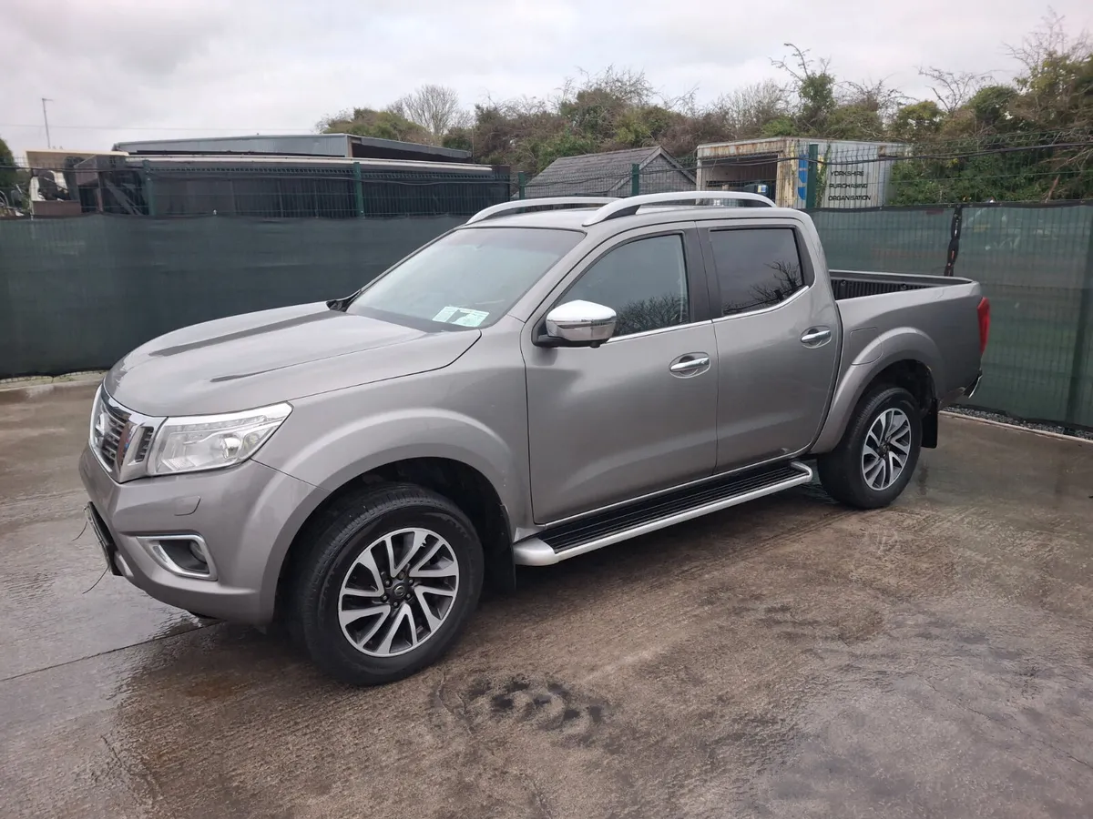 2017 Nissan Navara  Tekna  2.3 Diesel - Image 1