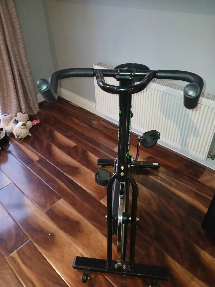 Exercise bike - Image 1