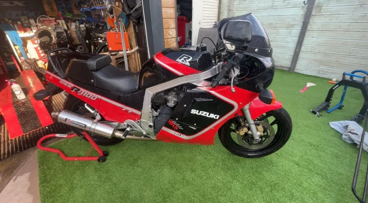 Suzuki Gsxr 1100 Slabside - Image 2
