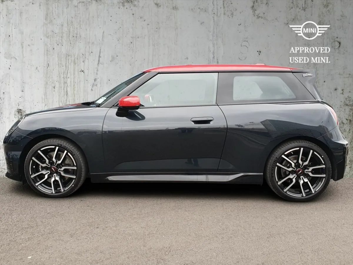 Mini Cooper Cooper E - Image 4