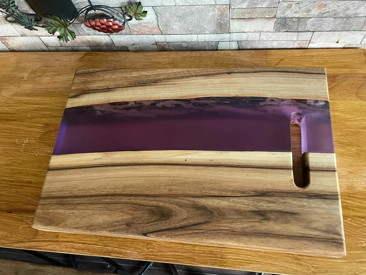 Epoxy + Walnut cutting board - Image 4