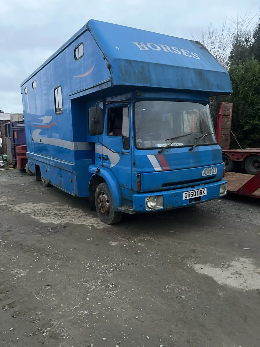 Awd horsebox - Image 1