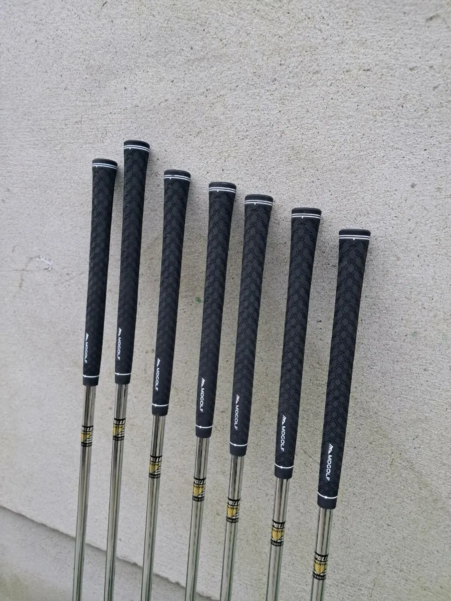 Brand new irons - Image 3