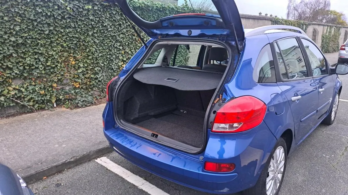 Clio Estate 2011 1.5 diesel New nct tax low milage - Image 4