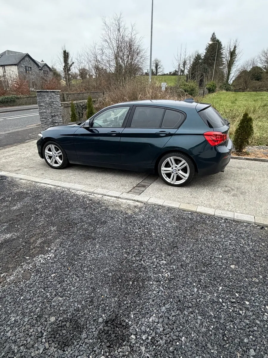BMW 1-series automatic - Image 1