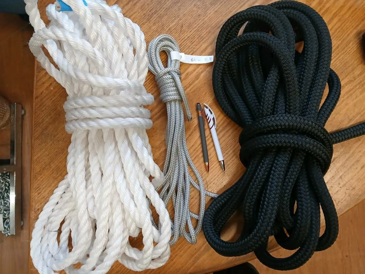 SALE : New Rope job lot, 32.9 m only €30. - Image 1