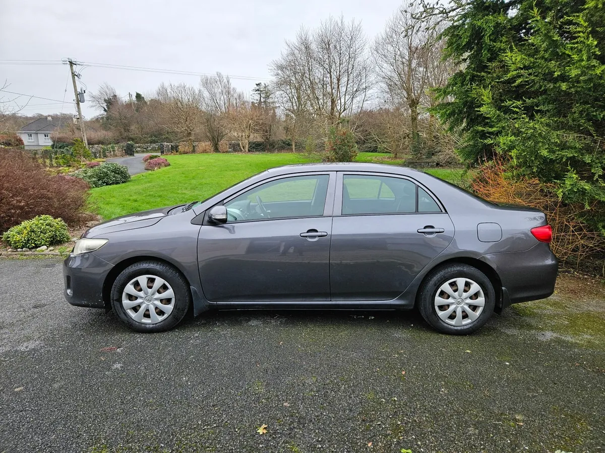 2011 Toyota Corolla Terra 1.4 D4D - Image 1