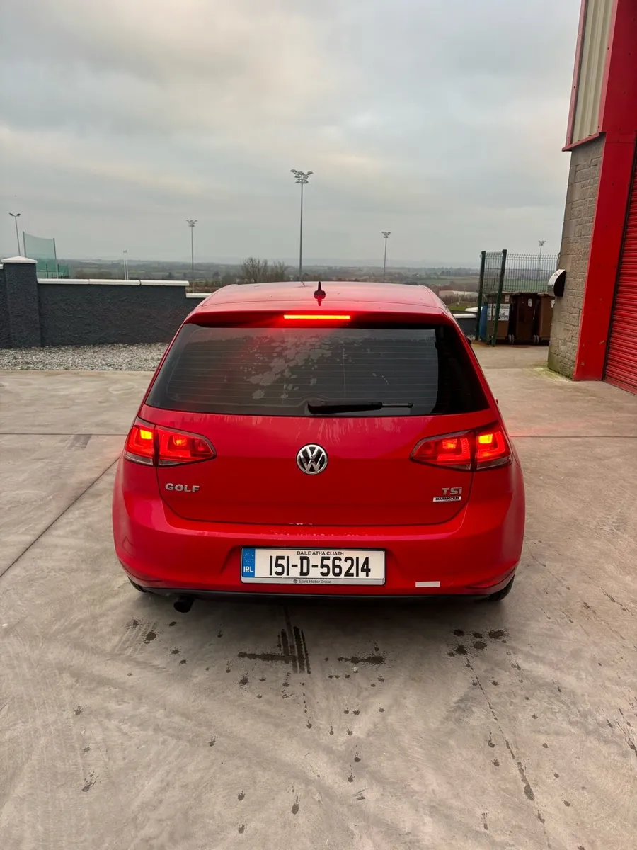 VOLKSWAGEN GOLF RED - Image 4