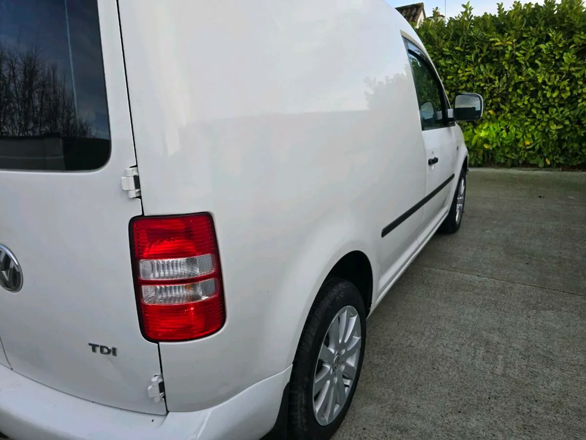 Volkswagen caddy - Image 3