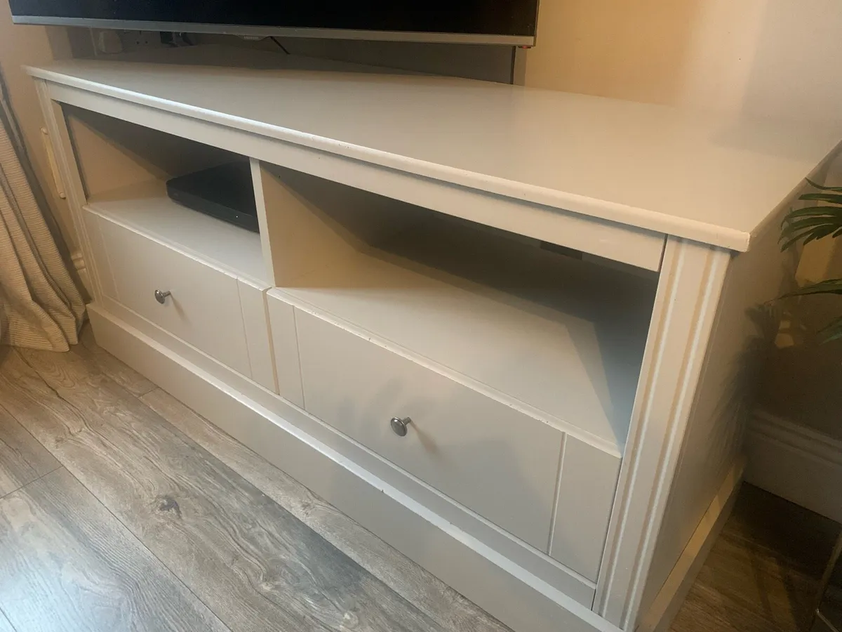 TV Unit & Side Board - Image 3