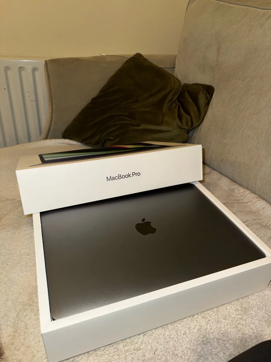 Macbook Pro 13 inch - Image 1