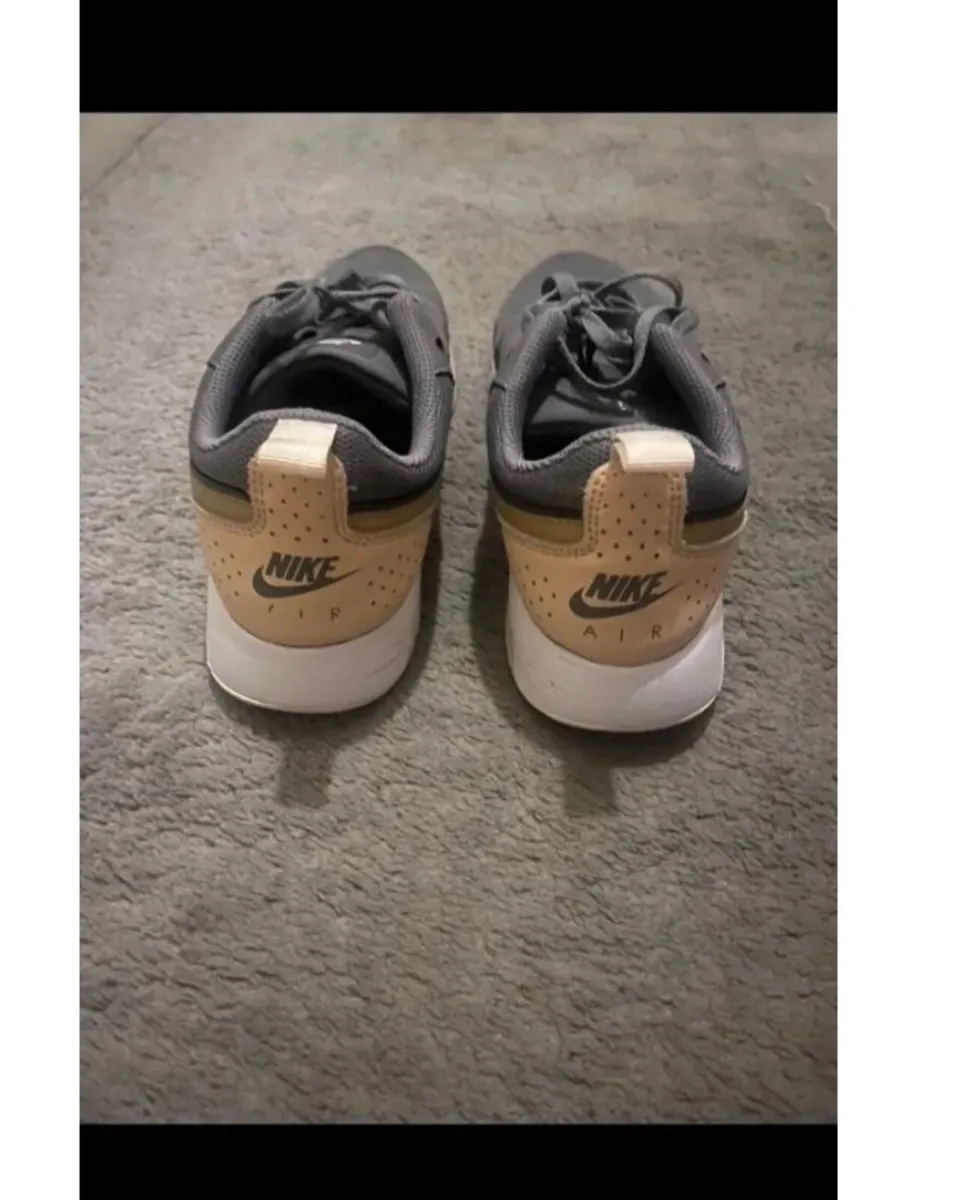 Nike Runners - Image 4