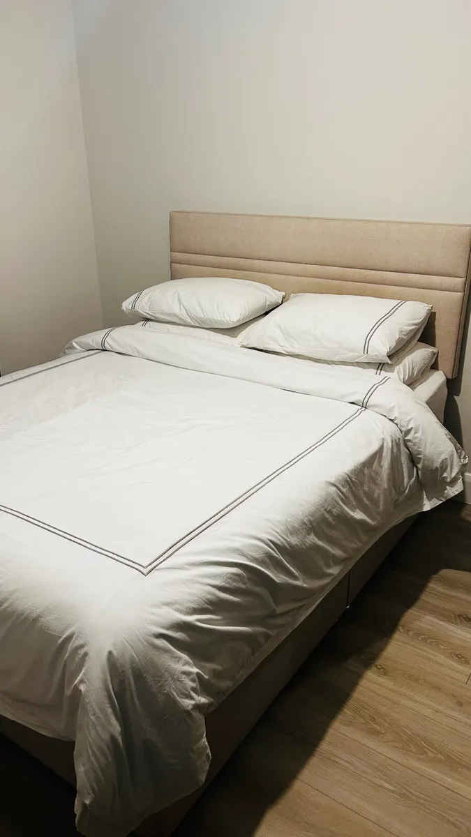 King size Divan bed - Image 1