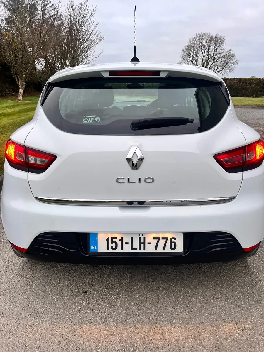 Renault Clio 2015 White 1.1L - Image 3