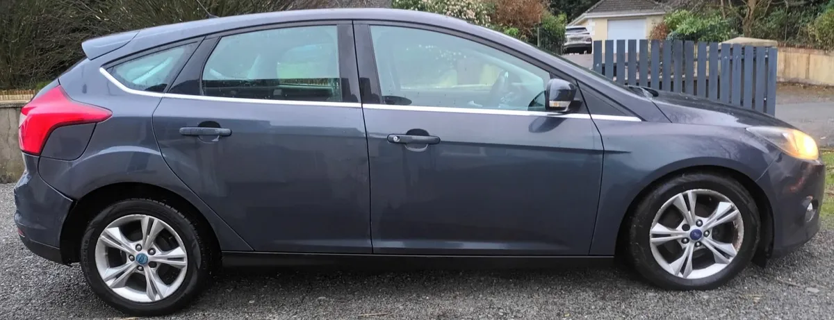Ford Focus 2013 - Image 1