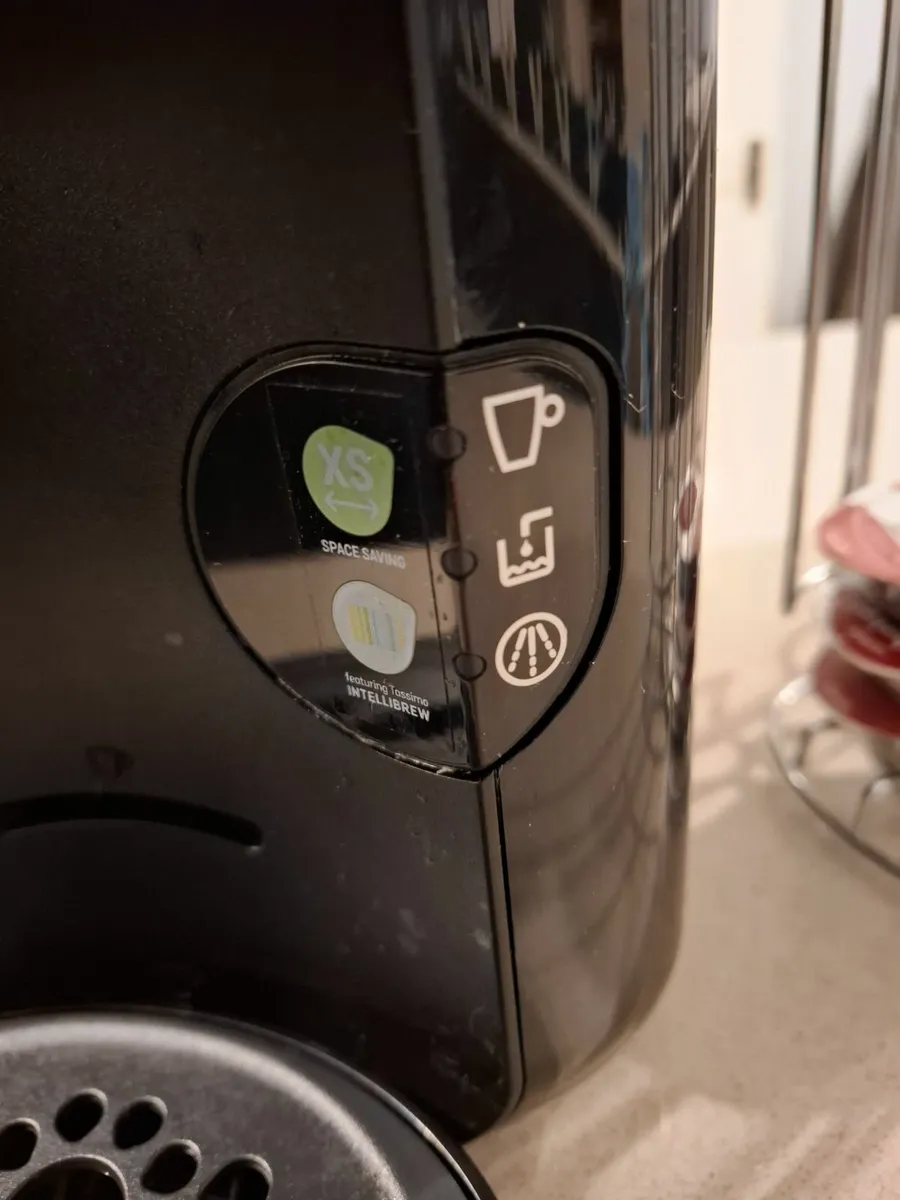 Bosch Tassimo Coffee Machine & Pod Holder - Image 4