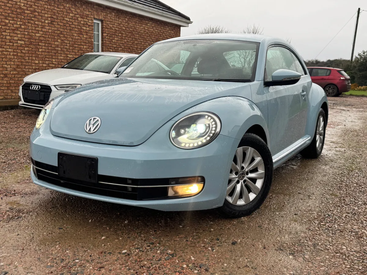 151 Volkswagen Beetle Design 1.2 DSG - Image 2