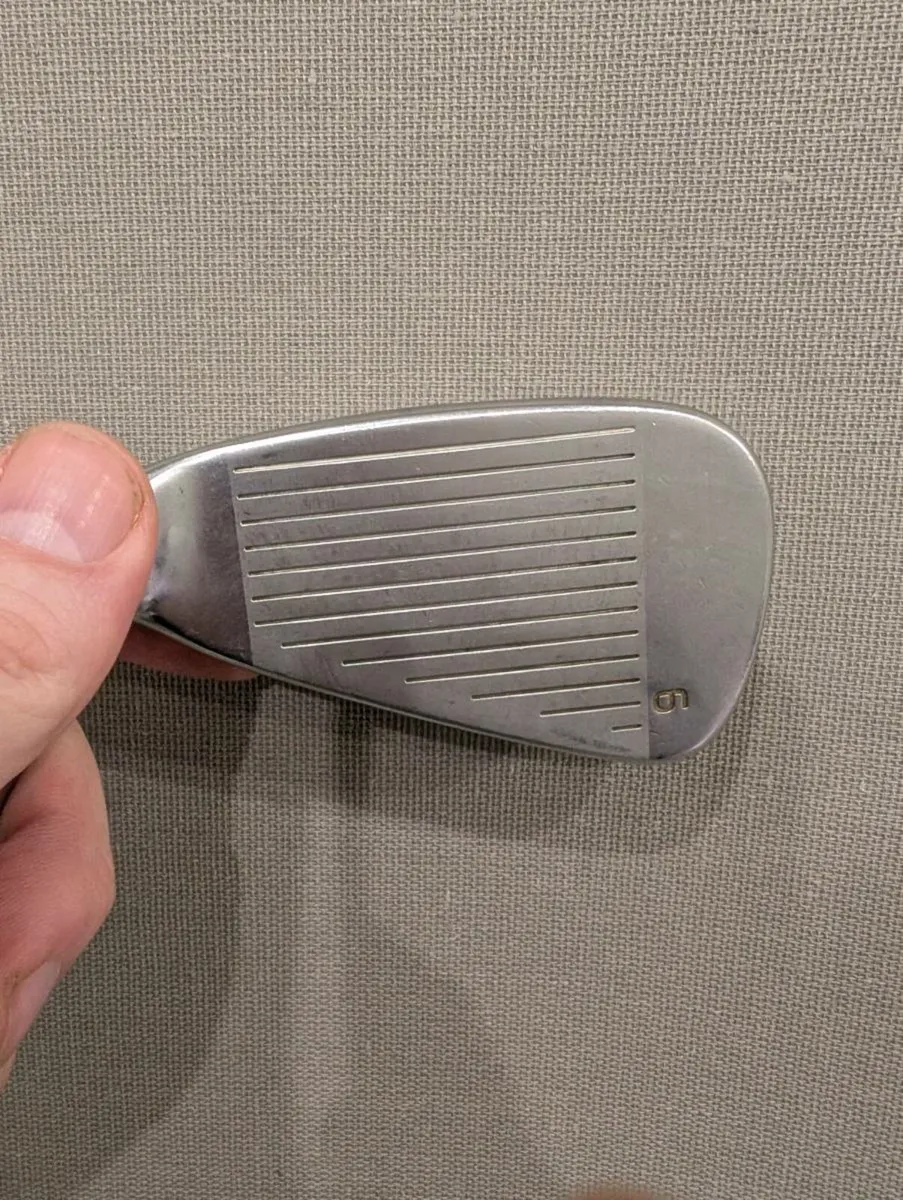 Ping g410 irons, 4 to U, black dot - Image 4