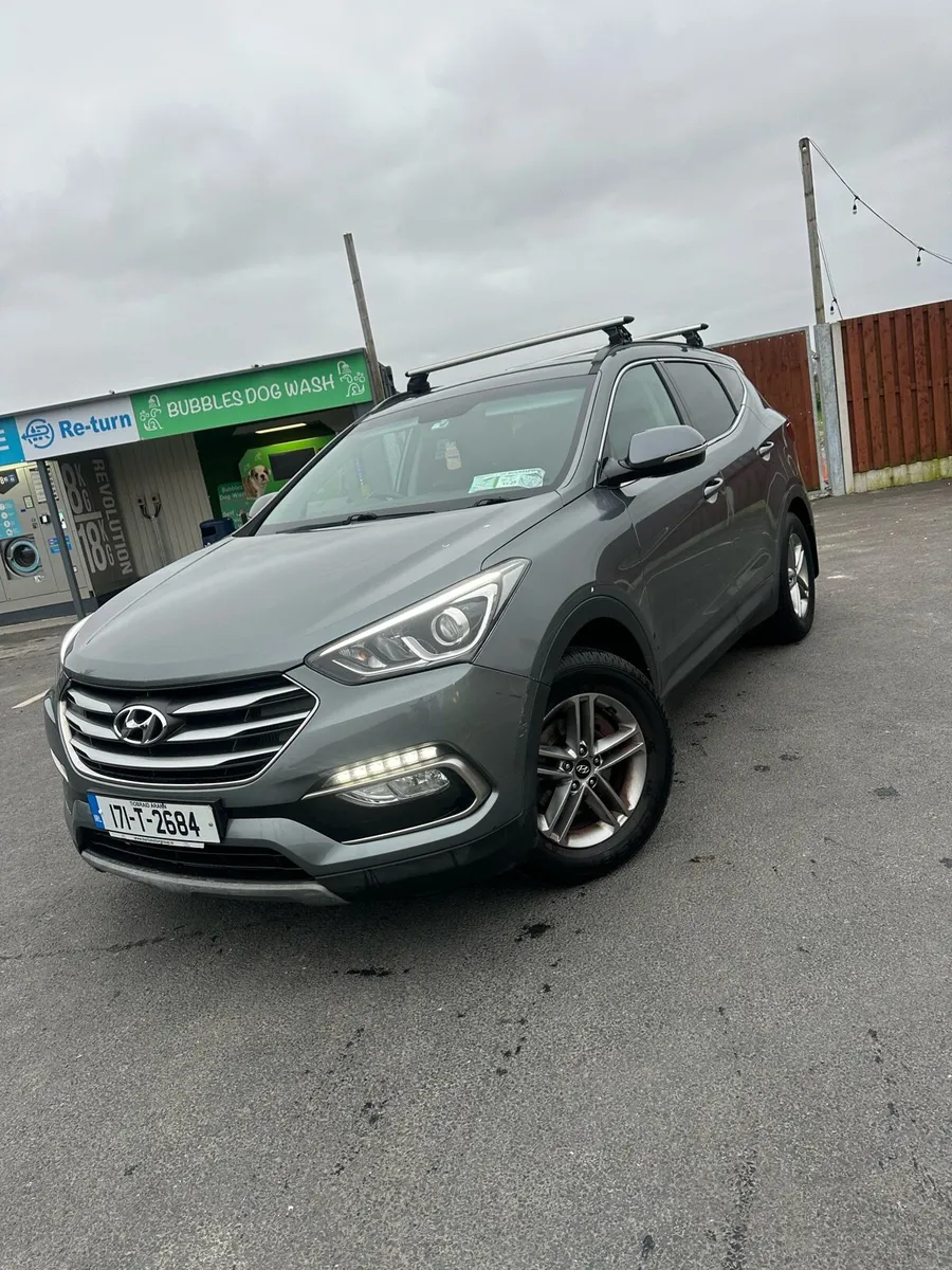 Hyundai Santa Fe - Image 1