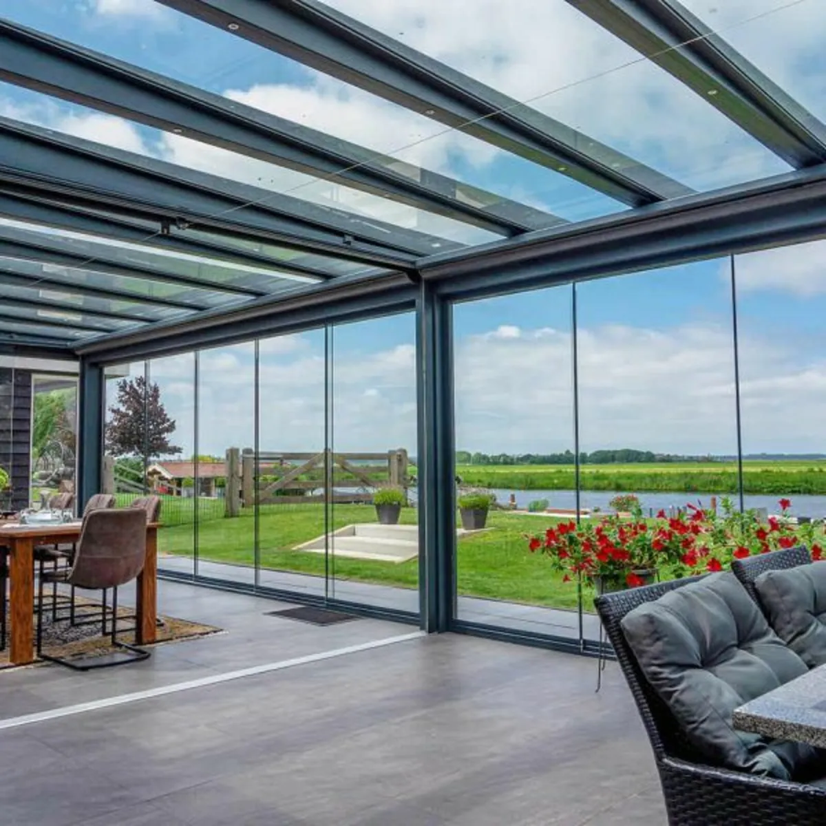 Glass sheet - Image 1