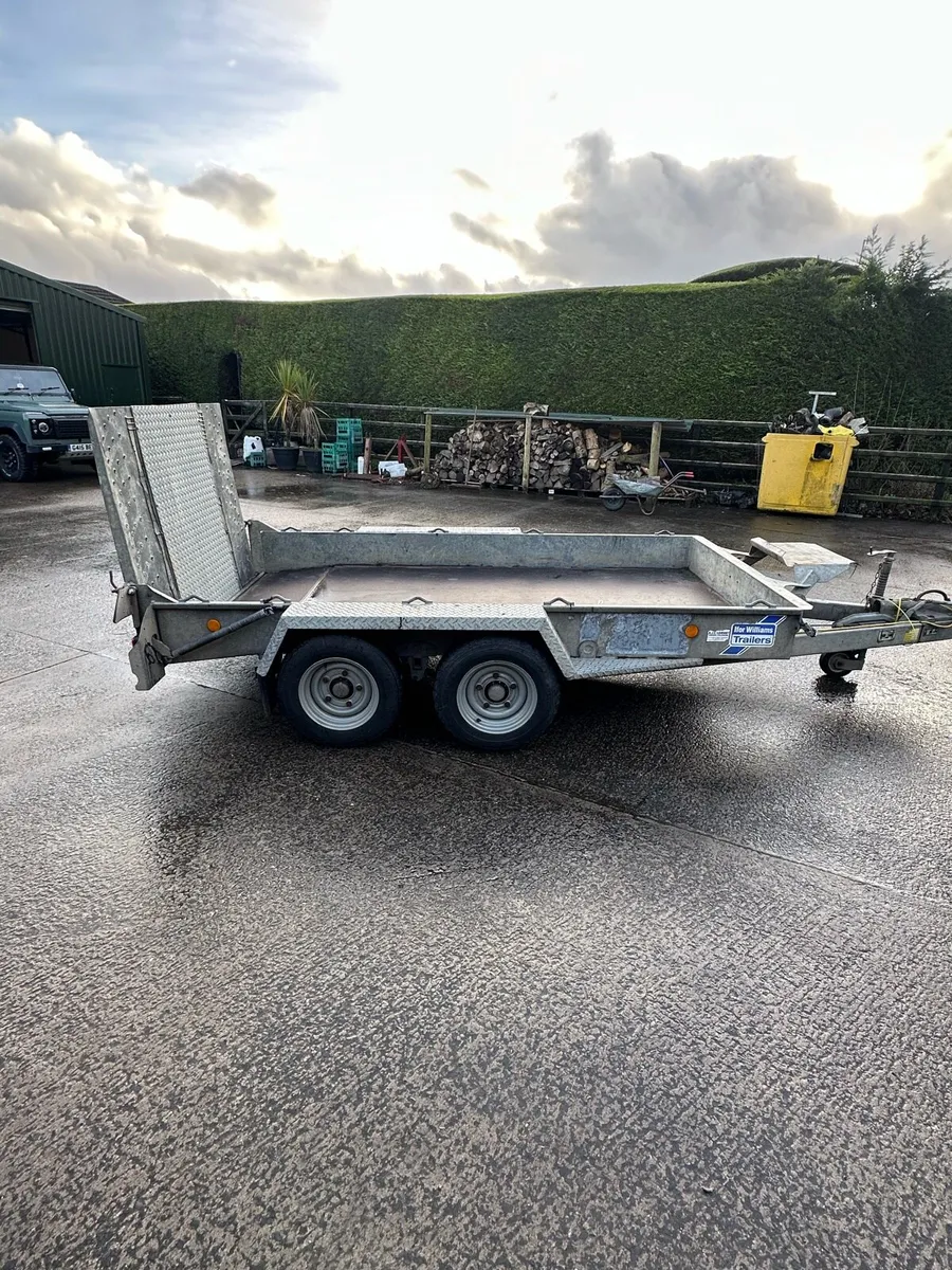Ifor Williams 10x5,4 Beaver Tail Plant Trailer - Image 2
