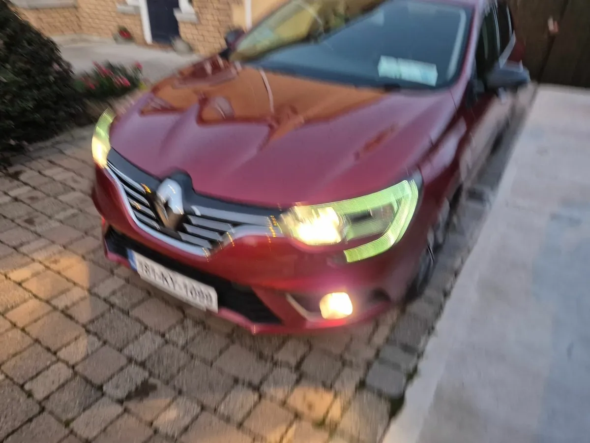 Renault Megane 2018 - Image 3