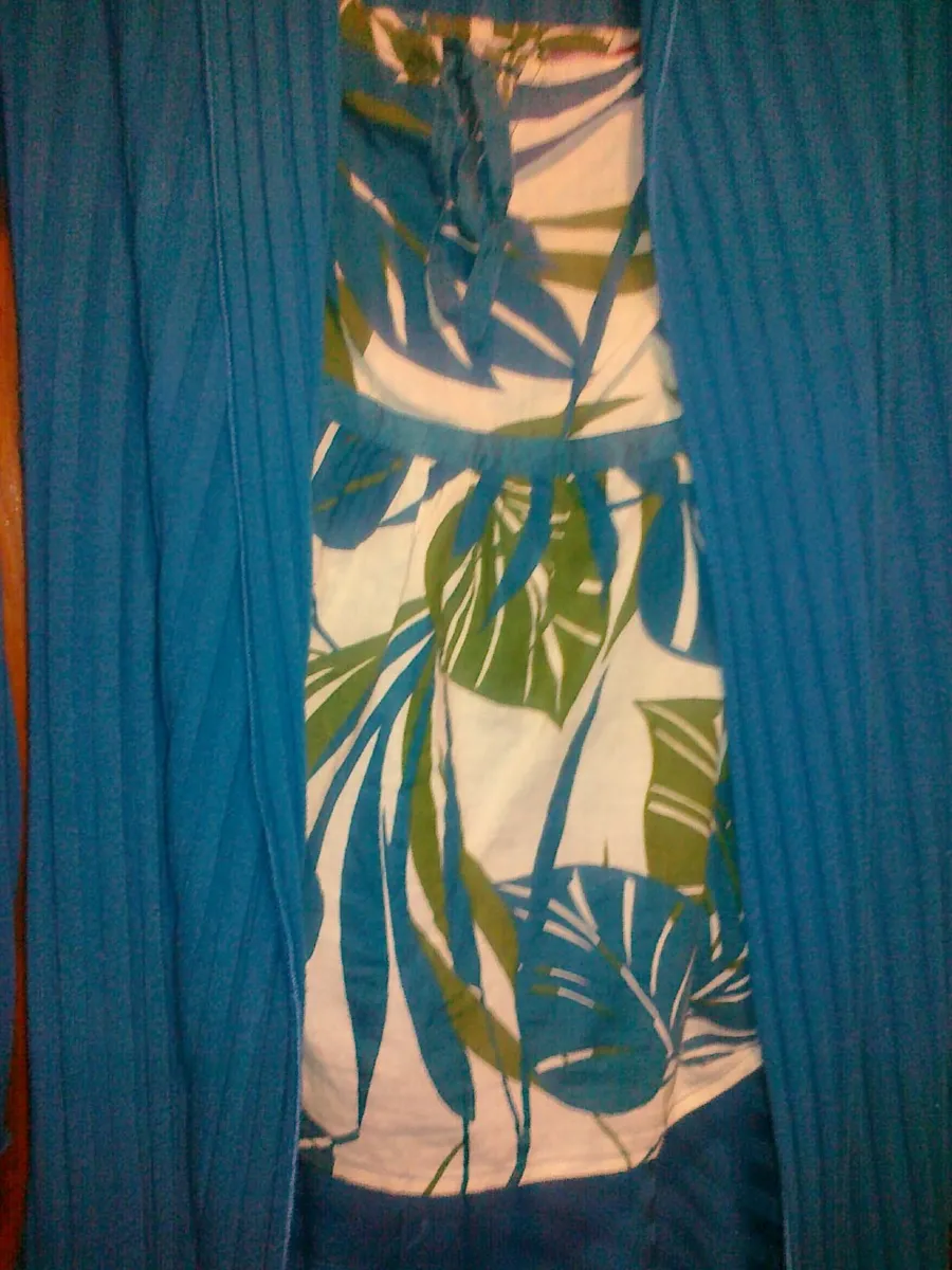 Ladies Clothes & Shoes - Image 1