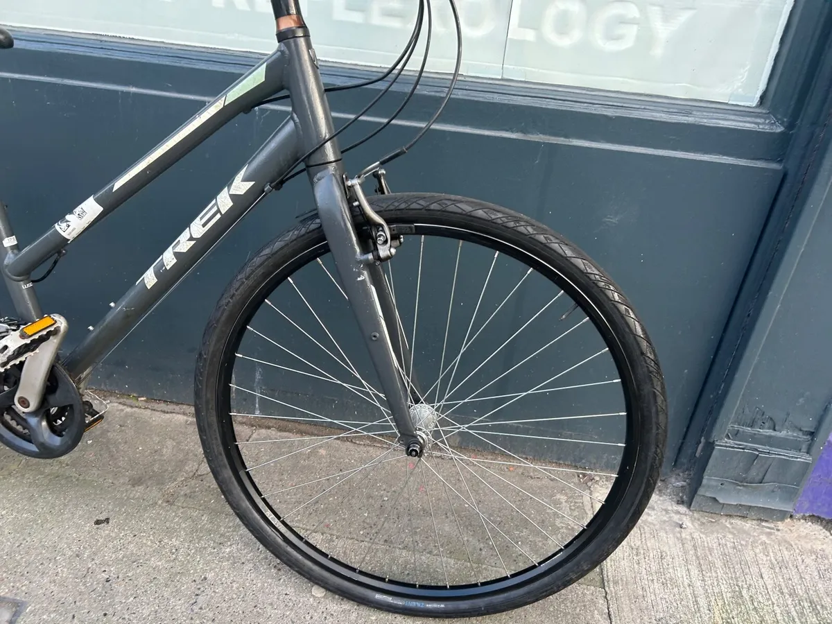 Trek  fx ❗️Open 7 days of the week ❗️ - Image 4