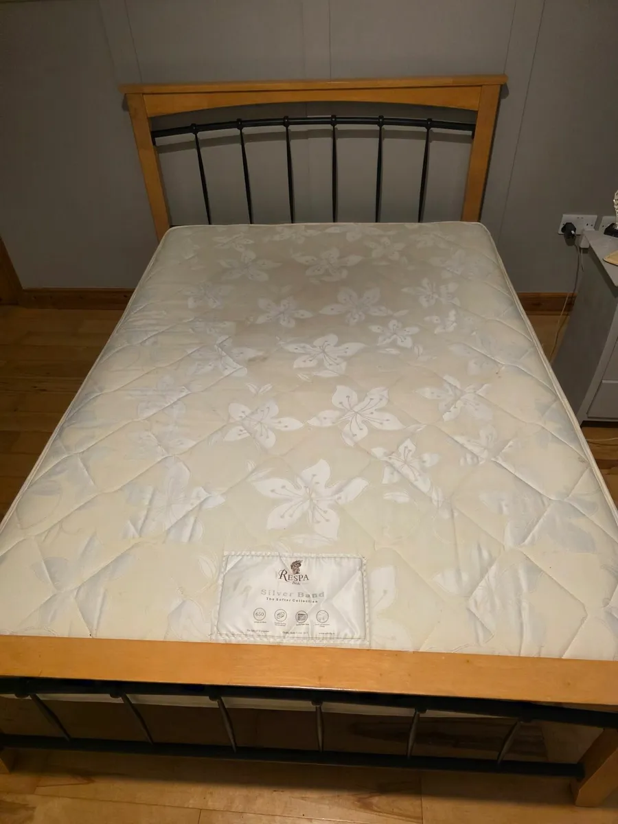 Double Bed frame and Mattress 4'6" - Image 3