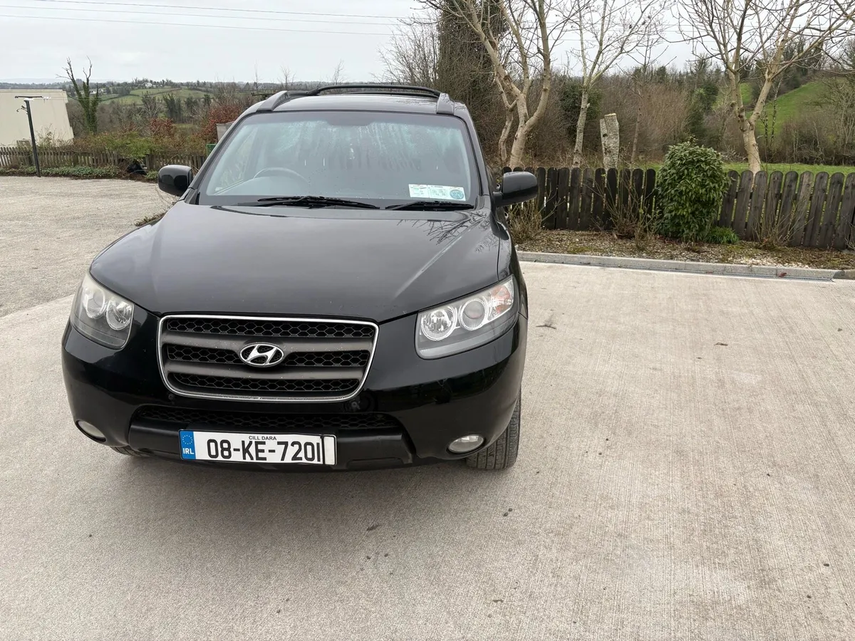 Hyundai Santa Fe - Image 2