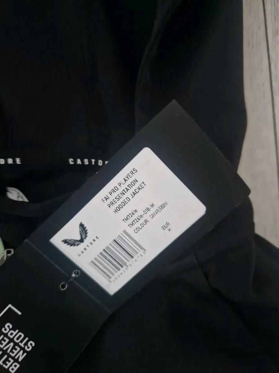 Castore FAI Ireland Pro Presentation Jacket - Image 3