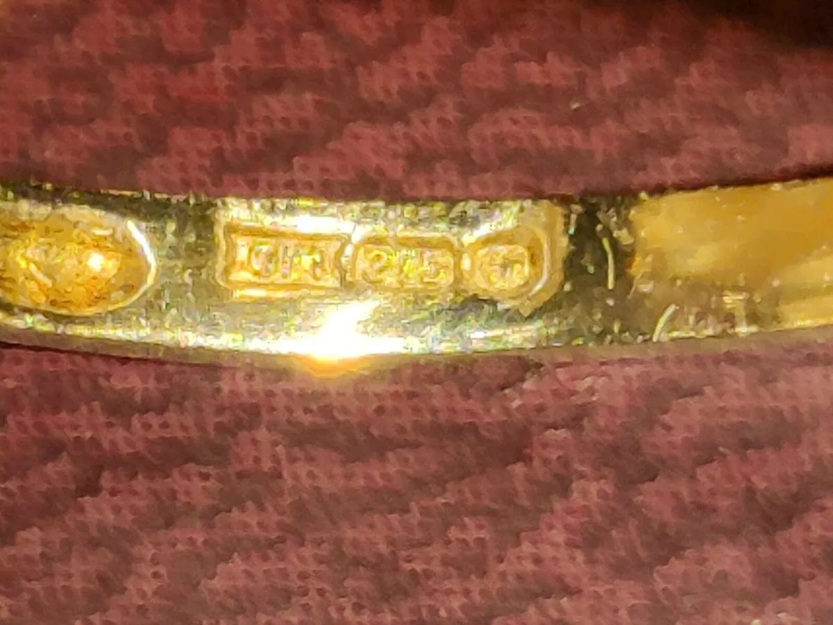 RARE, RUBY BYSTANTINE, 9CT Gold Vintage Dress Ring - Image 3