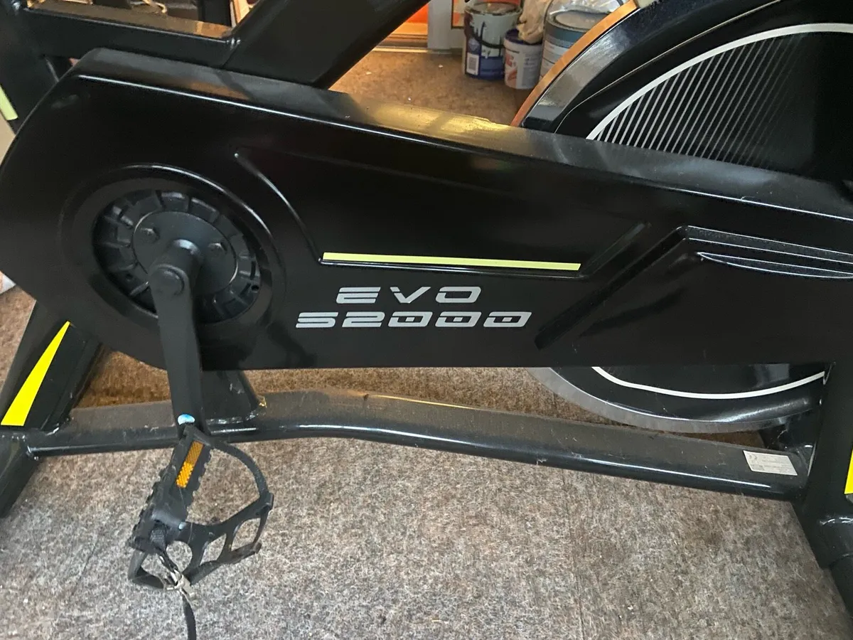 Spin bike - like new - Image 2