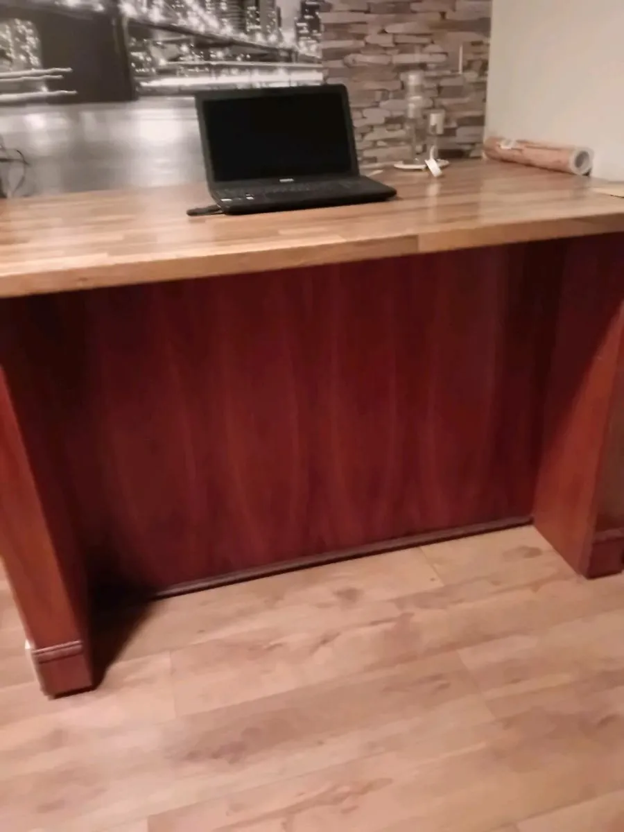 Kitchen island - Image 2