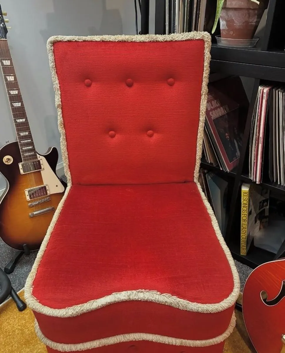 Vintage bedroom chair - Image 4