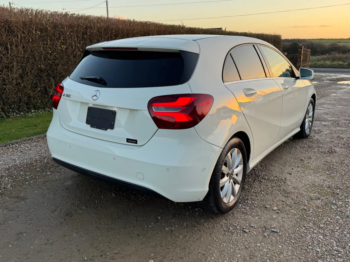 181 Mercedes A180 1.6 Petrol Automatic - Image 4