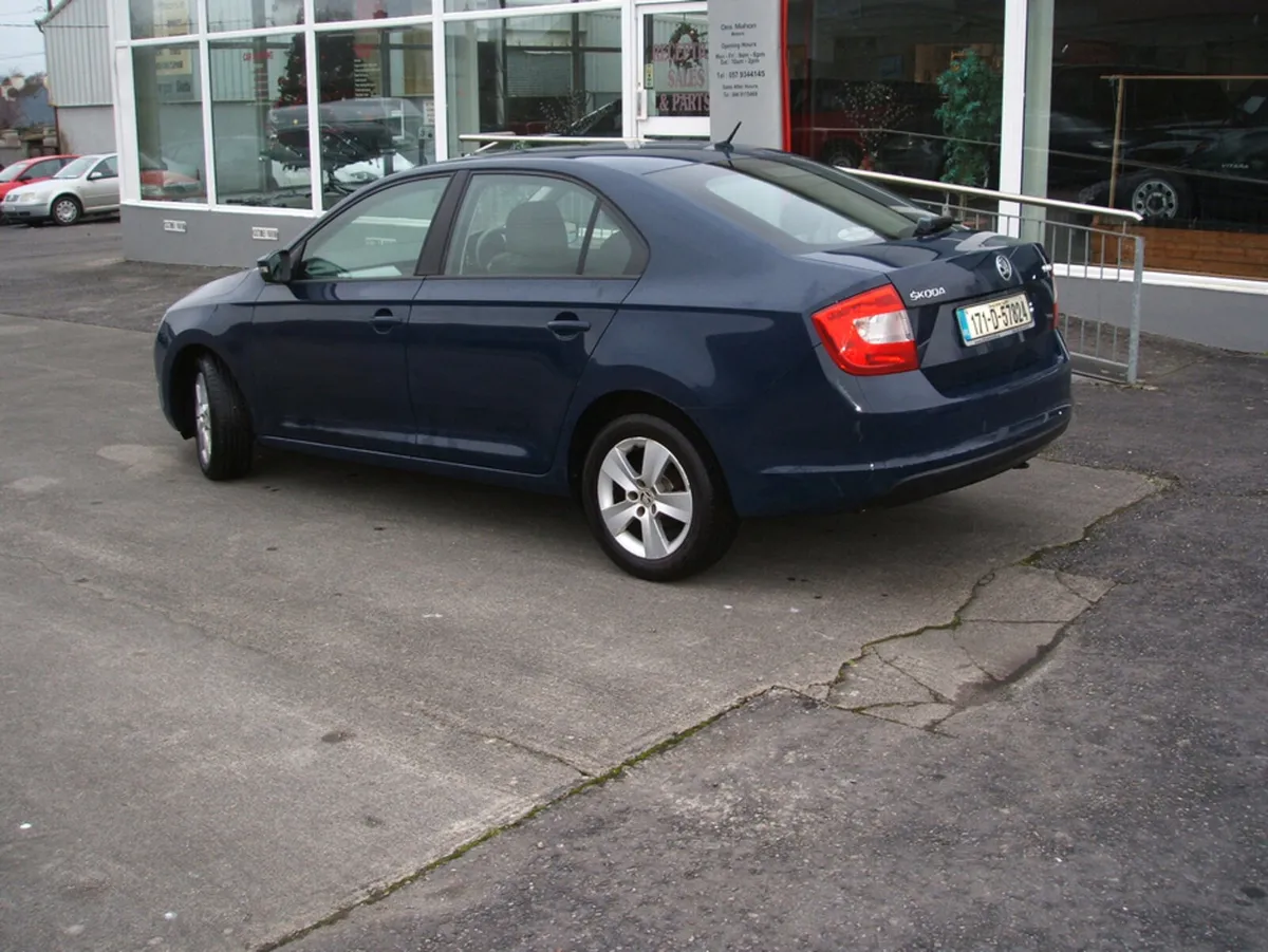 Skoda Rapid 1.4 SE TDI 90PS 5DR AUTO - Image 3