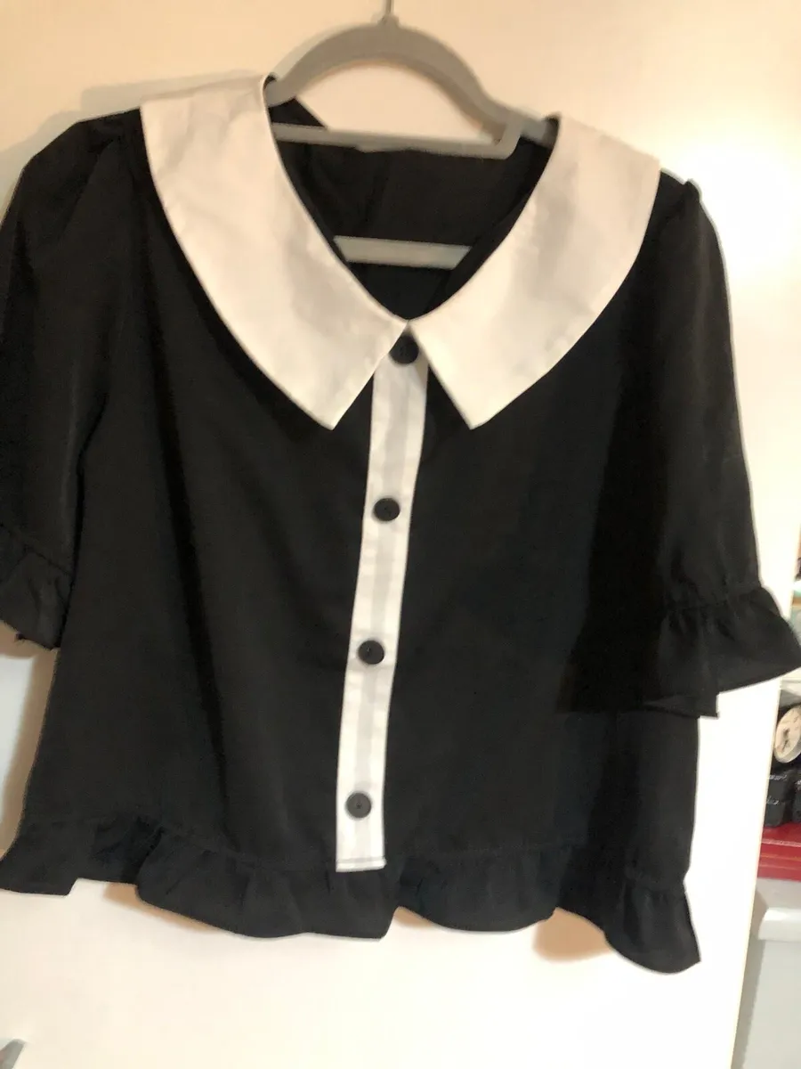 Ladies stunning top size M €3 - Image 1