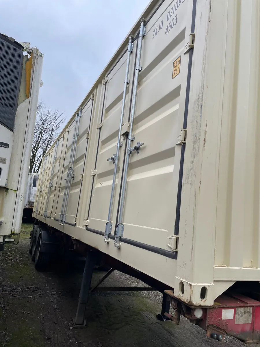 Unused shipping containers - Image 3
