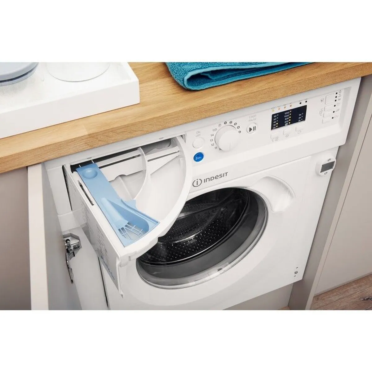Integrated Washing Machine Indesit - Image 4
