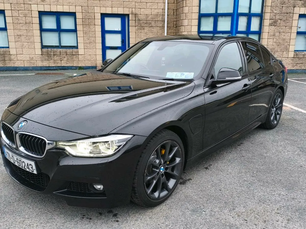 2017 BMW 330 M SPORT - Image 2