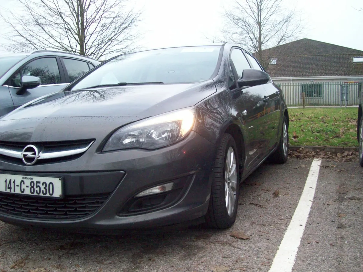 Opel Astra 2014 - Image 4