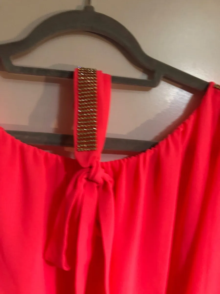 Ladies stunning house size XL €3 - Image 2