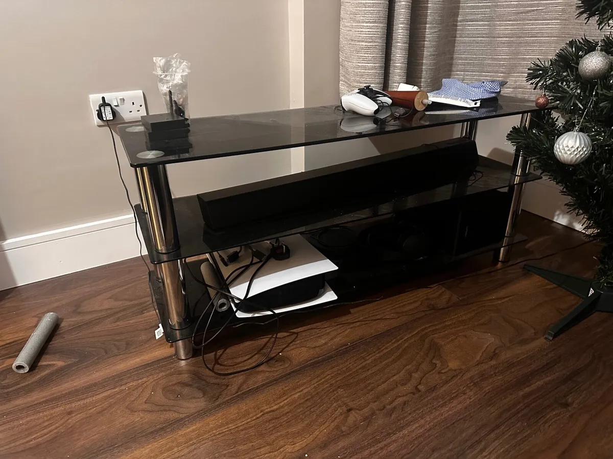 Tv stand - Image 1