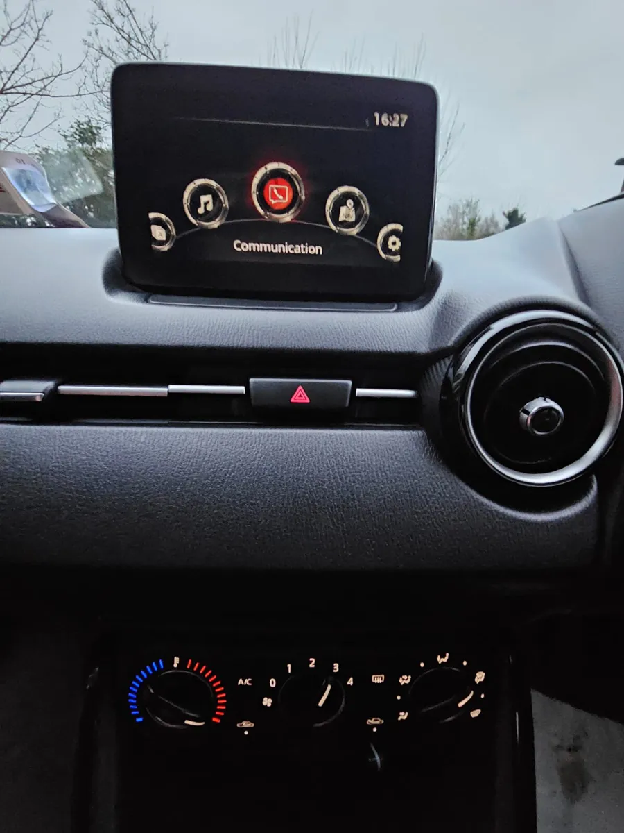 Mazda Demio 2017 automatic €6990 - Image 2