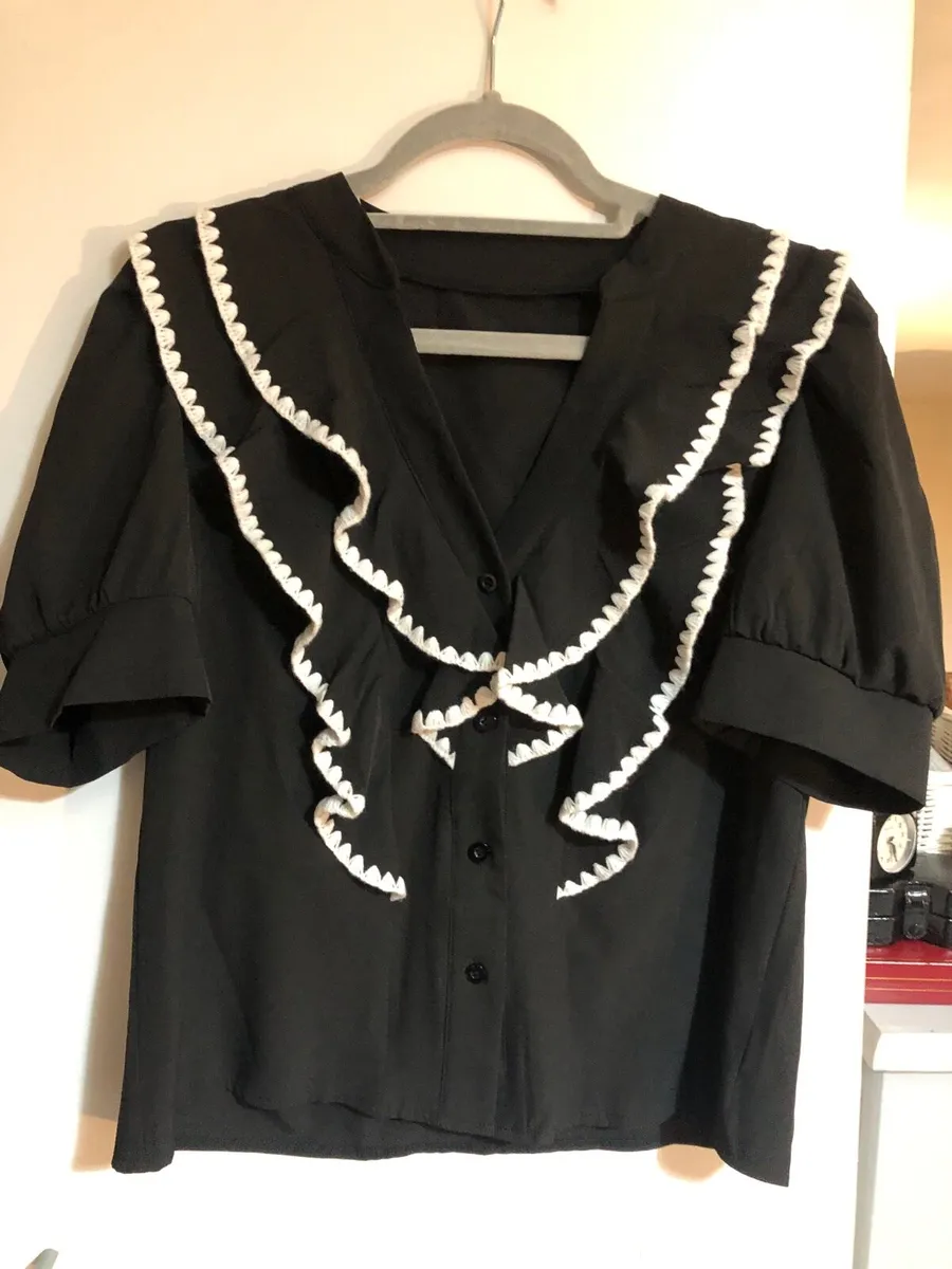 Ladies stunning top size M &3 - Image 4