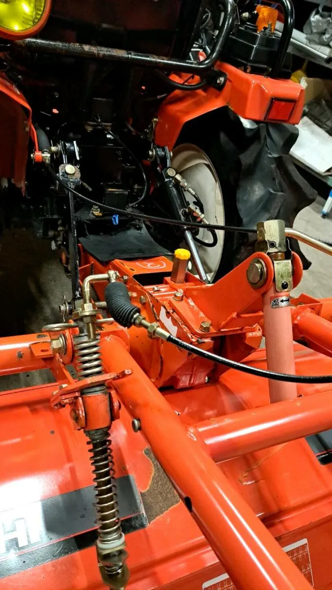 mitsubishi mt155 4wd  very tidy machine - Image 2