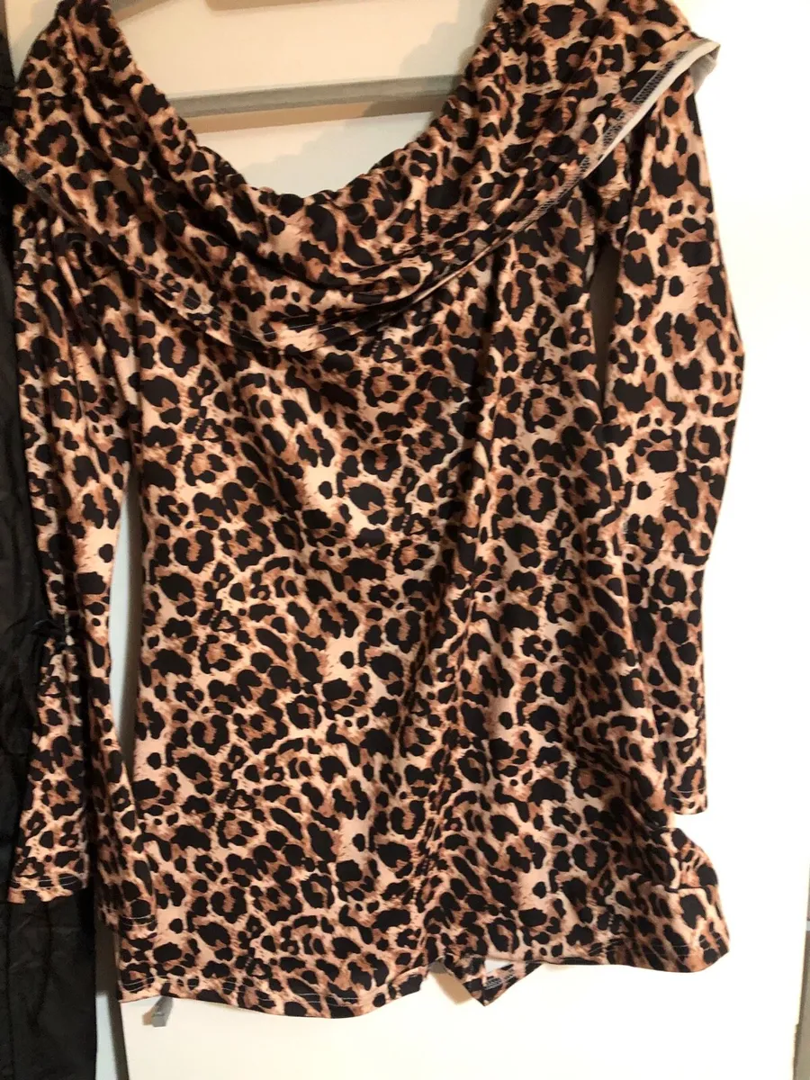 Ladies stunning shorts suit size XL €3 - Image 2