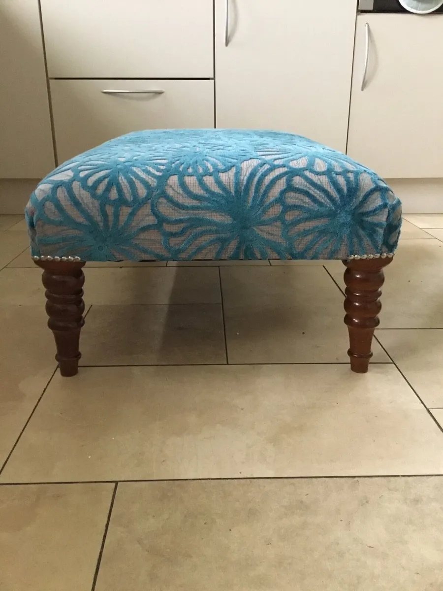 Footstool - Image 2