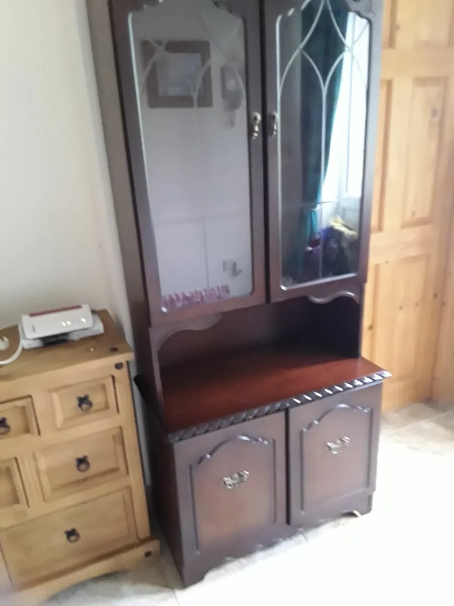 Nice small mahogany Rossmore wall unit - Image 2